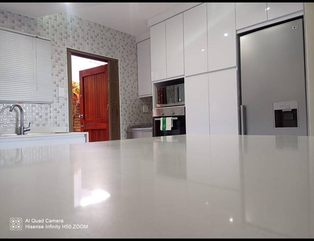 3 BEDROOM TOWNHOUSE FOR SALE IN MORNINGSIDE
